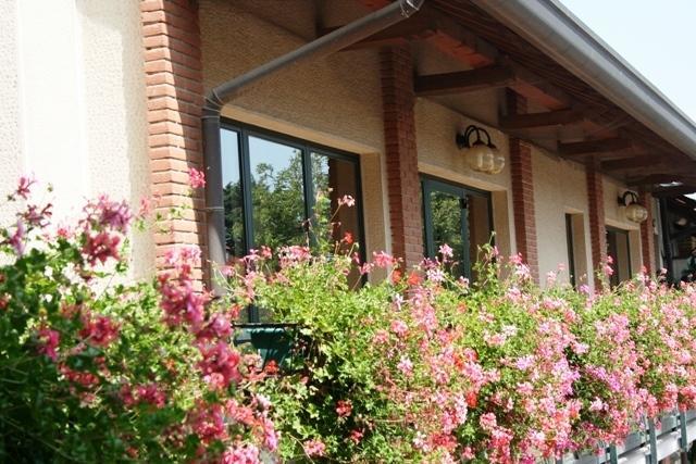 Locanda Sant'Ambrogio Cislago 外观 照片